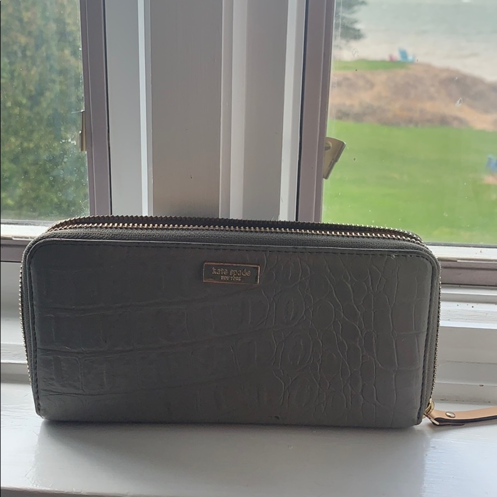 Kate spade wallet